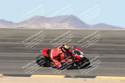 media/May-10-2025-Race Pace (Sat) [[db32fef2da]]/Vested/3-Bowl Set 1 (9am)/